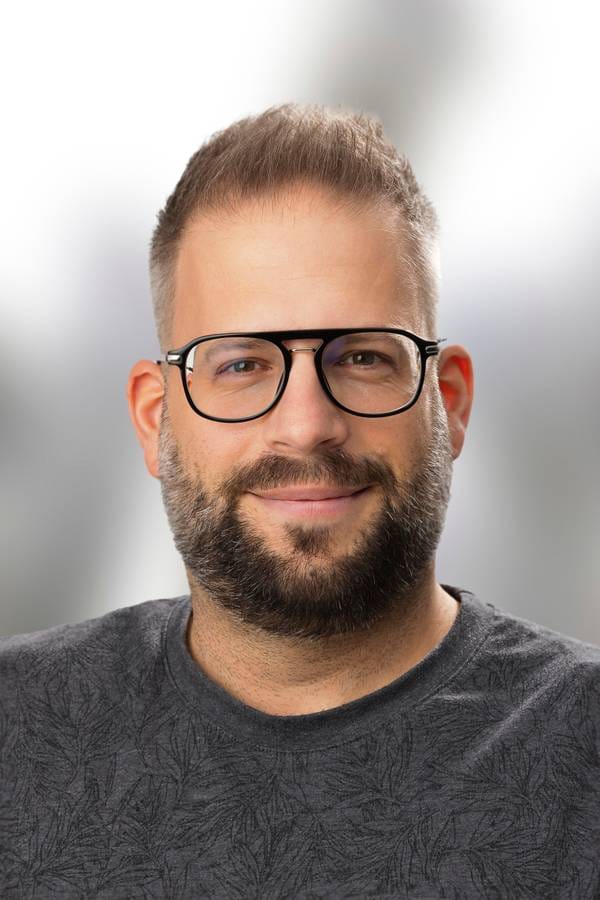 contact_import_image4y7E8G