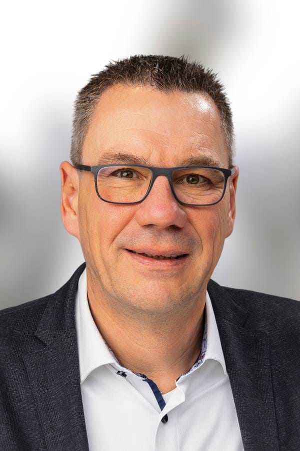 contact_import_imageYR2Qmw