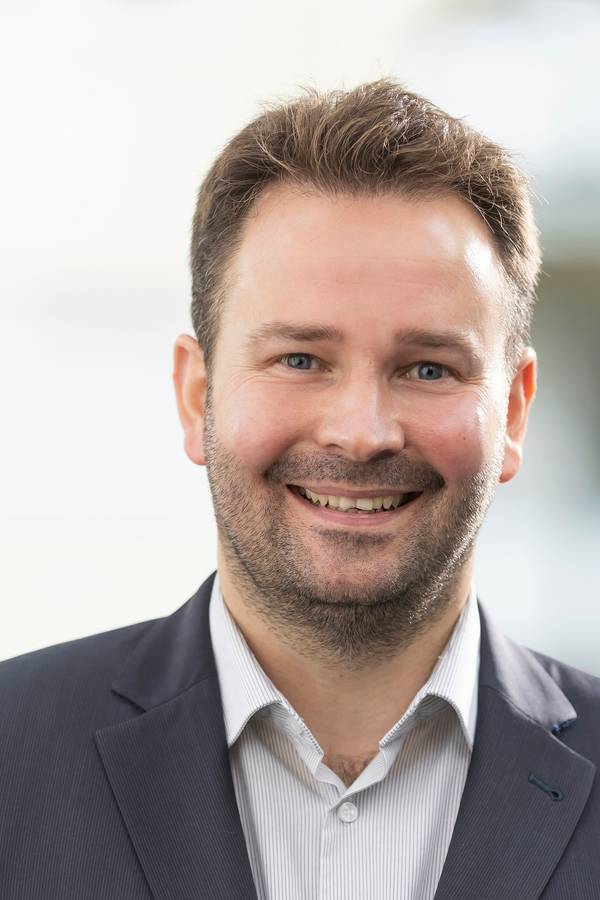 contact_import_imageqVyBxt