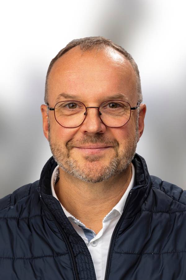 contact_import_image60Nobg