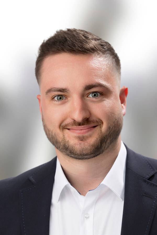 contact_import_imageB3ZqMm