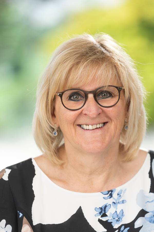 contact_import_imageE9T6rt