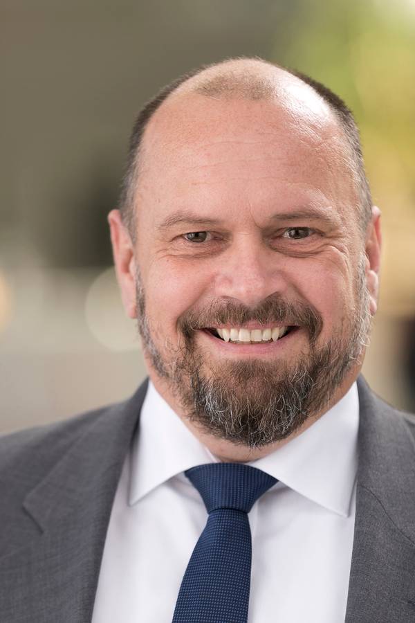 contact_import_imageHUtxia