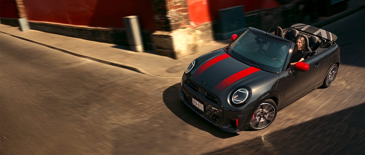 DAS MINI JOHN COOPER WORKS CABRIO.