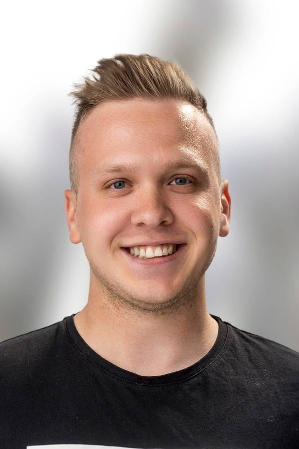 contact_import_imageGIXMmP