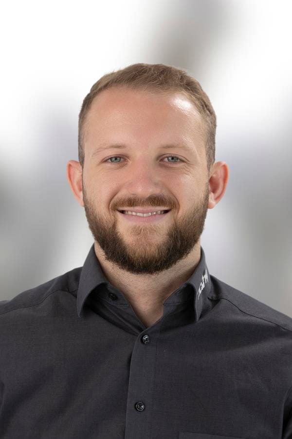 contact_import_imageYGgaNB