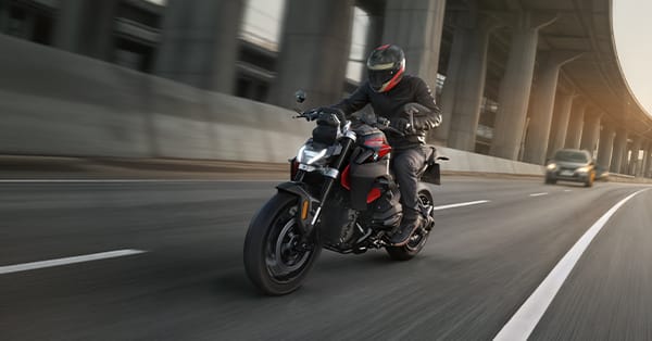 BMW R 1300 R Performance.jpg