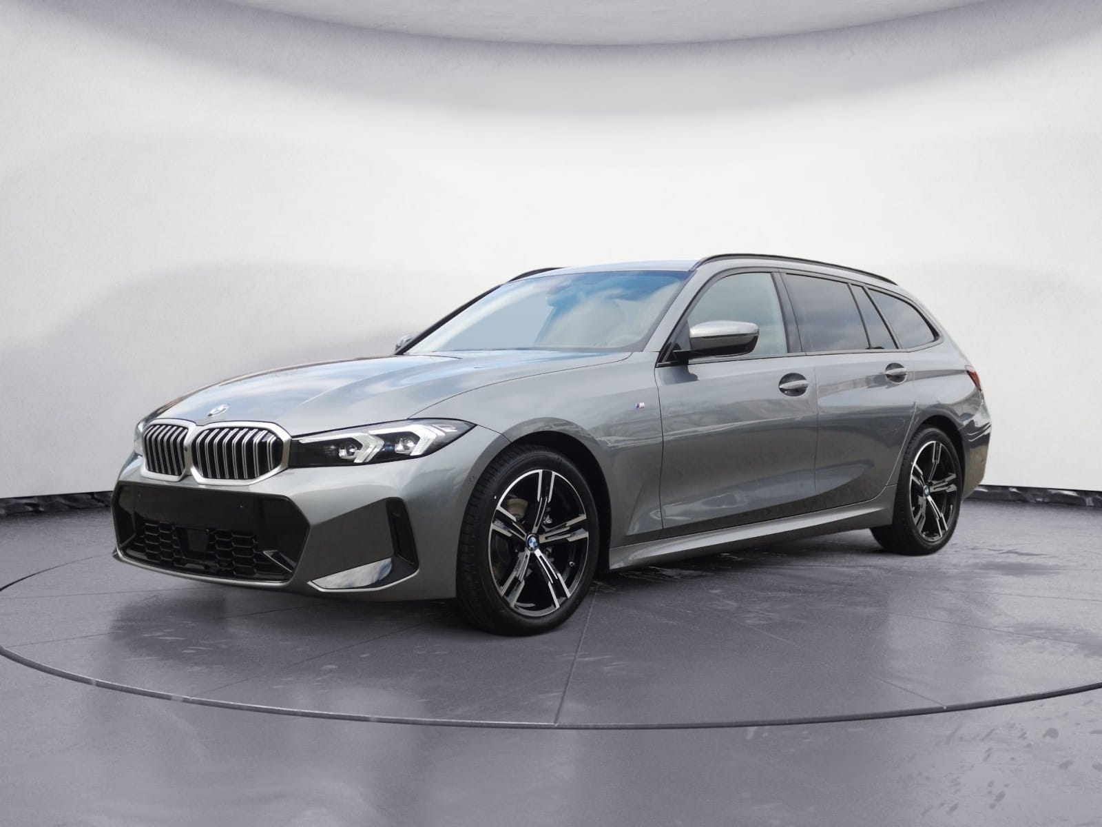 BMW - 318d Touring Auto