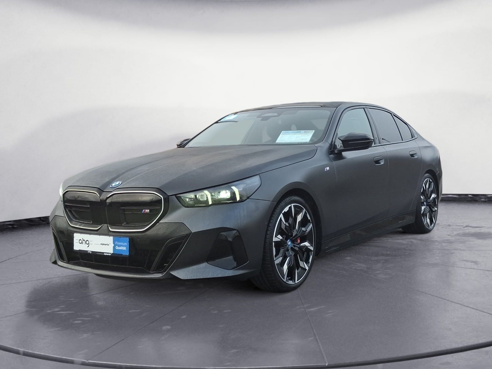 BMW - i5 M60 xDrive