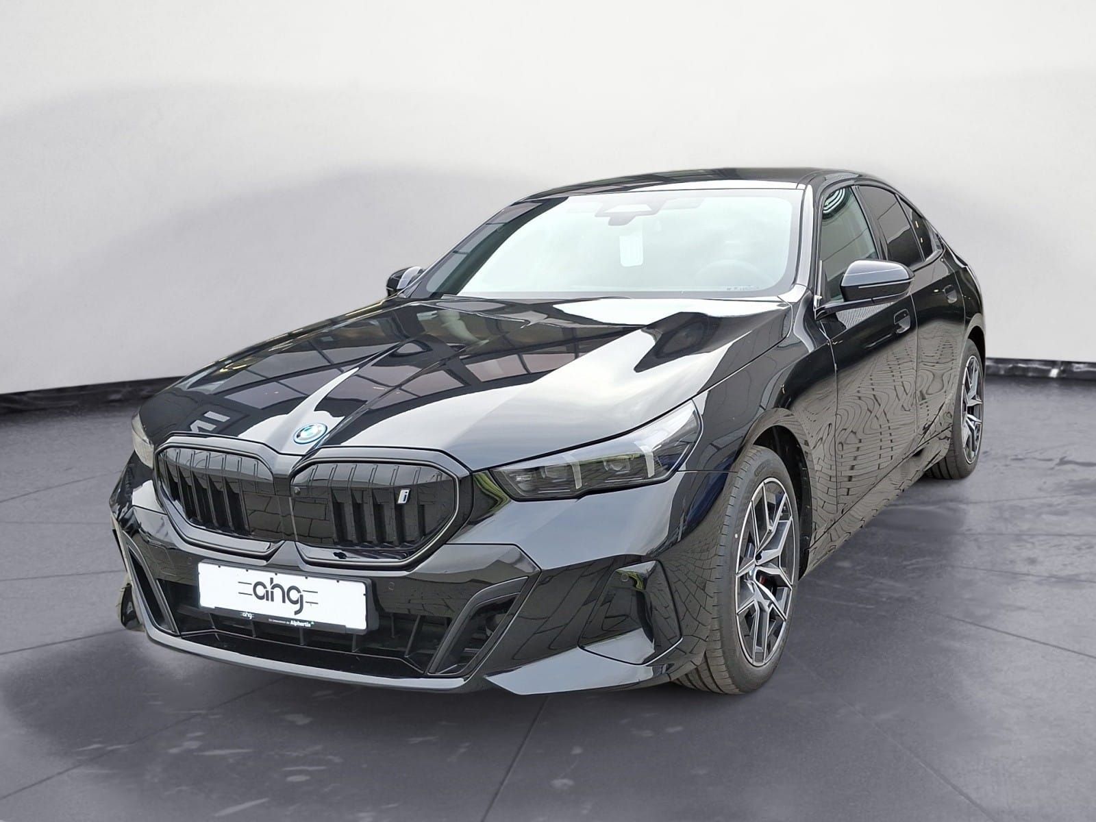 BMW - i5 xDrive40