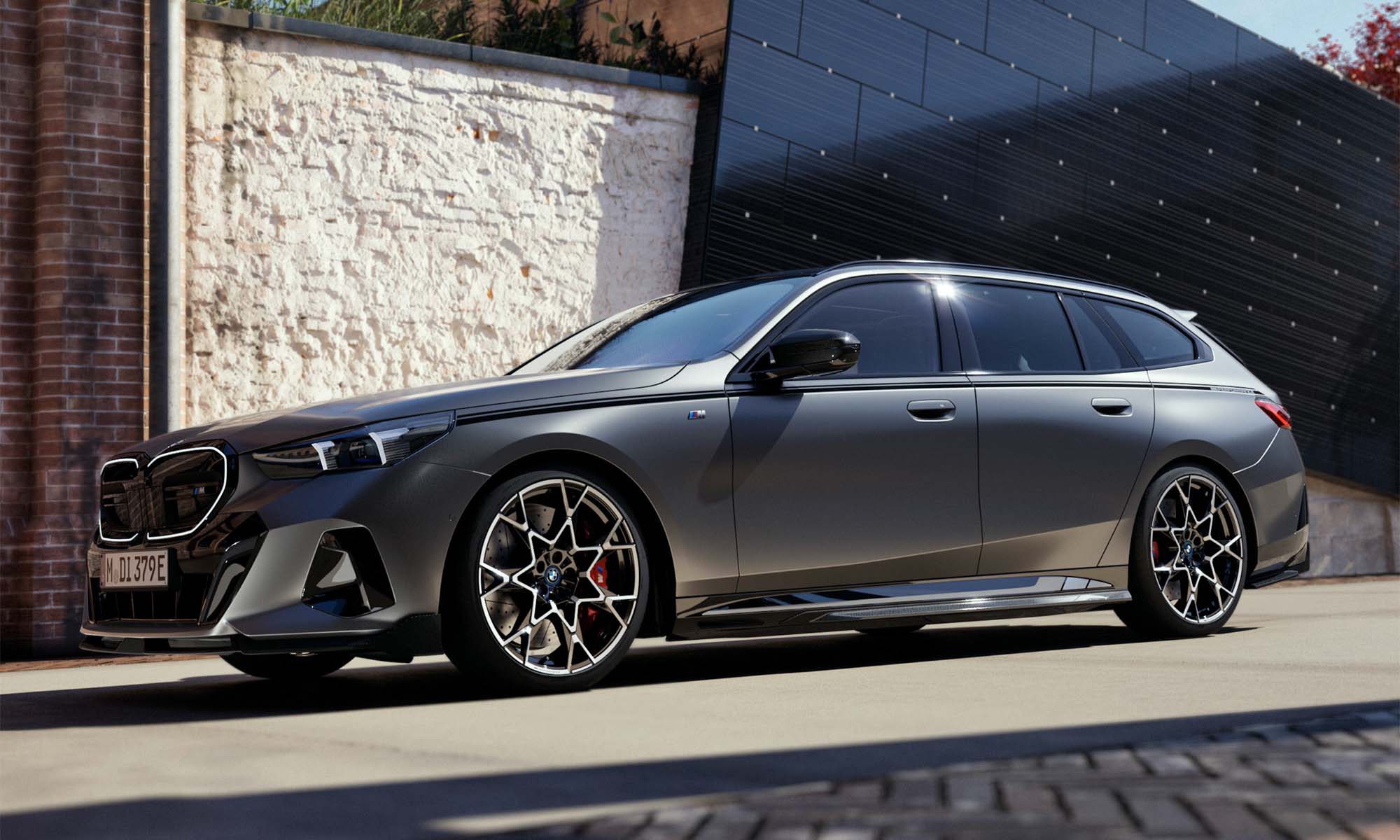 BMW 5er Touring und BMW i5 Touring Galerie3.jpg